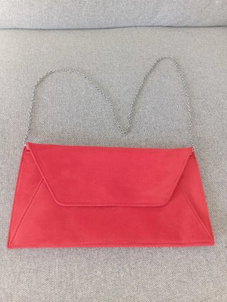 Bolso de fiesta rojo fresa