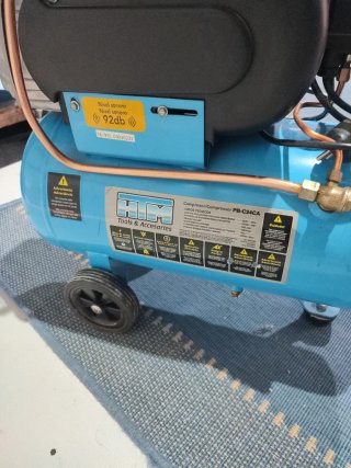 Compresor de aire PB-C24CA