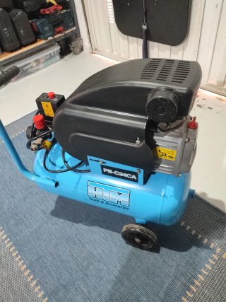 Compresor de aire PB-C24CA