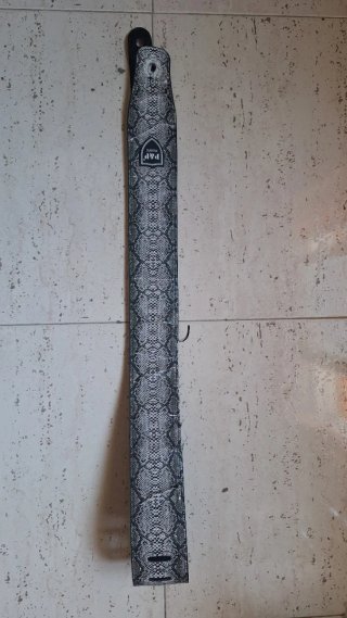 Correa de guitarra piel de serpiente