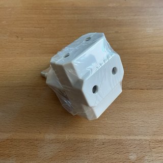 Ladrón adaptador de enchufe clavijas finas