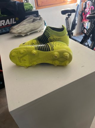 Botas de fútbol Puma Future Z Amarillas
