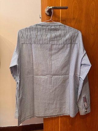 Camisa rayas cuello mao bordada