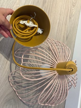 Lámpara de techo infantil flor rosa