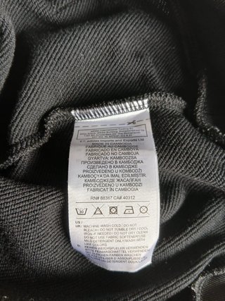 adidas hoodie size M black