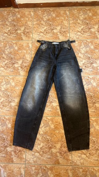 Pantalón Baggy Bershka Talla 34