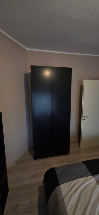 Armadio, letto e parete attrezzata IKEA