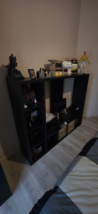 Armadio, letto e parete attrezzata IKEA