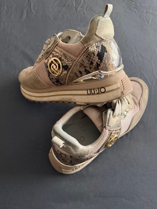 Zapatillas Liu Jo doradas y rosas