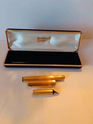 Penna stilografica Universal vintage CROM. ORO 850