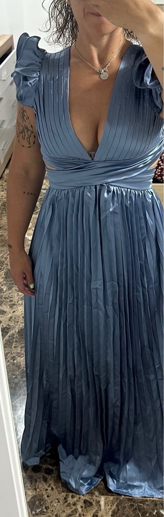 Vestido largo azul plisado