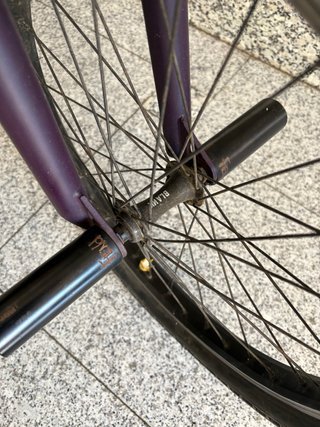 Bici BMX alta gama morada única Eclat, Oddysey...