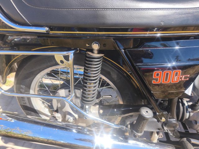 BMW R90S