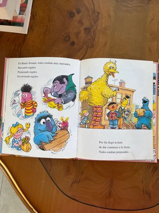 Libros tapa dura Barrio Sésamo