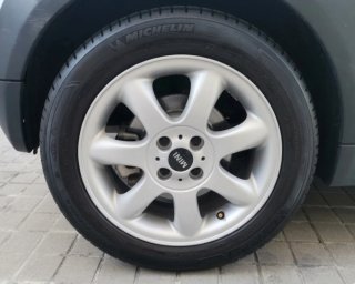 MINI 1 AÑO DE GARANTÍA, SOLO 125.000KMS