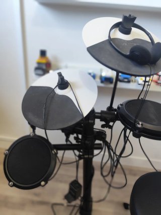 Batería Eléctrica Infantil Alesis