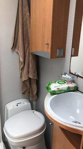 autocaravana integral cama en isla bavaria I73