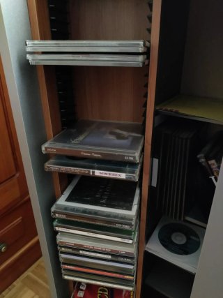 Estantería CDs y DVDs
