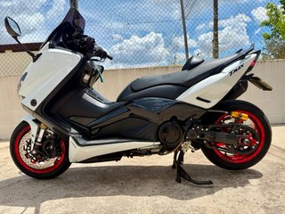 Yamaha TMAX 530