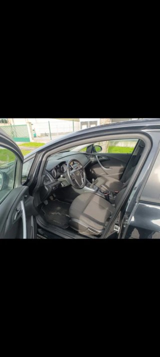 Opel Astra 2014