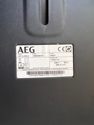 Aspiradora AEG LX7 sin bolsa + cepillo mascotas