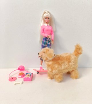 Barbie y Ginger 1997 con accesorios y perro