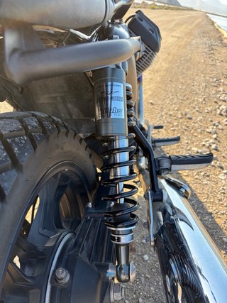 Moto Guzzi V7 II – Estilo Scrambler ¡Única!