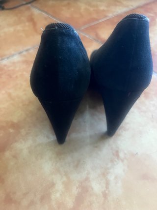 Zapatos de salón negros Farrutx