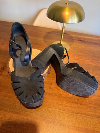 Sandalias plataforma negras ante