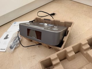 Philips DC390/12 Dock Station (como nuevo)
