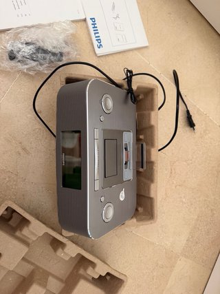 Philips DC390/12 Dock Station (como nuevo)