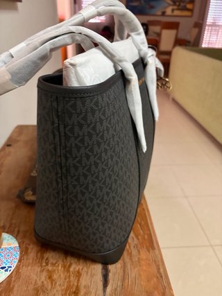 Borsa Michael Kors monogram nera e grigia
