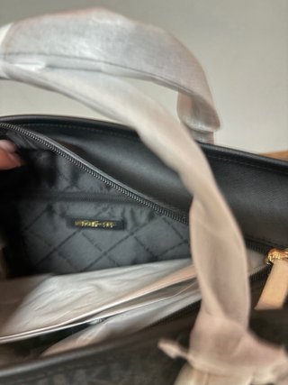 Borsa Michael Kors monogram nera e grigia