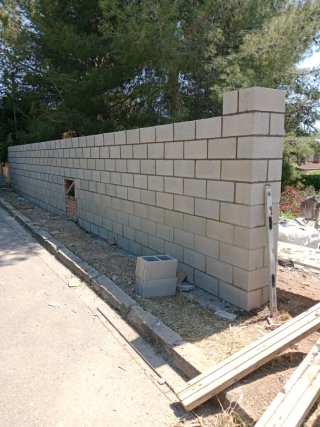 Muro de bloques de hormigón