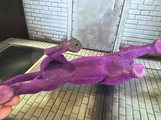 Figura Motu Pantera Morada con Armadura