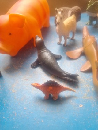 Juguetes animales plástico