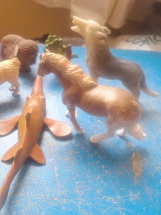 Juguetes animales plástico