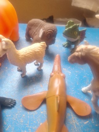 Juguetes animales plástico