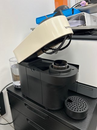 Cafetera Nespresso Vertuo Pop