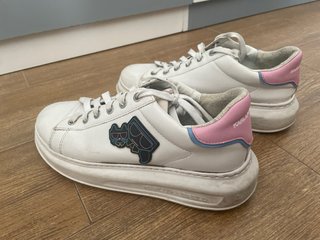 Zapatillas Karl Lagerfeld Blancas y Rosas