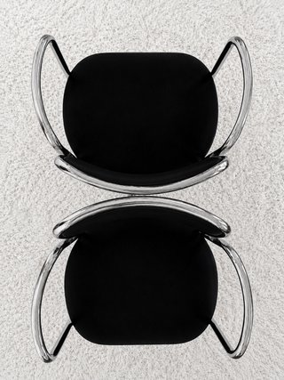 SILLAS VINTAGE CROMADAS Y TERCIOPELO NEGRO. 70s