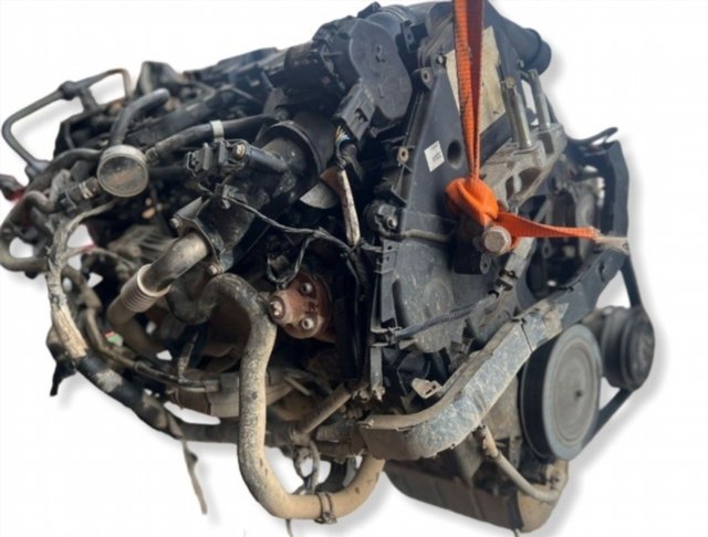 Motor completo (sin identificar) - 1900€