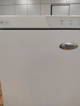 Congelador vertical Whirlpool blanco