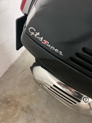 Vespa GT 125 SuperSport Negra