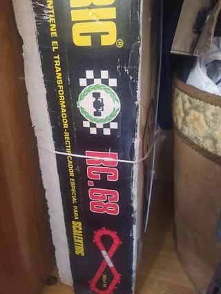Scalextric RC-68 con Seat Ibiza y Megane