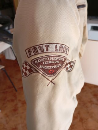 Chaqueta Bering Moto Mujer Beige