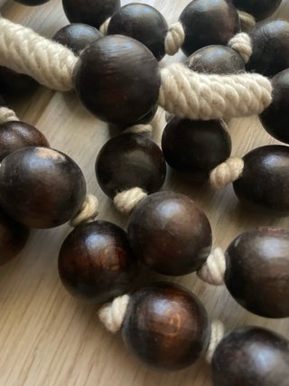 Rosario de madera