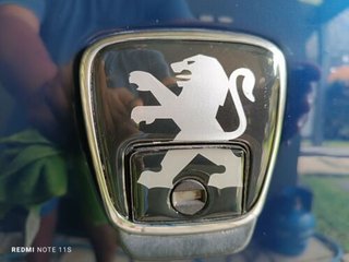 Símbolo logotipo silicona maletero Peugeot 406 306