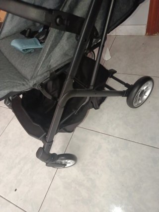 Nueva. Silla de paseo bebe sin estrenar