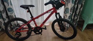 Bicicleta MoMA GTT20 Infantil Roja